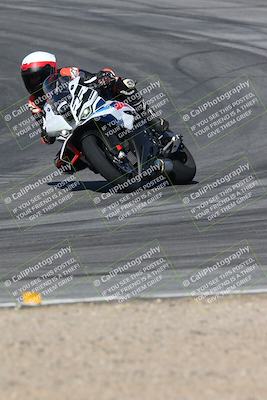 media/Nov-16-2025-Race Pace (Sun) [[8c5fa54630]]/Verified Riders/1-Turns 9 and 10 (925am)/